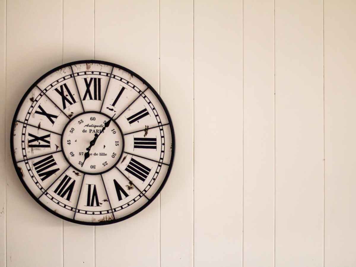 Tick Tock | Dahika&nbsp;Ahmed